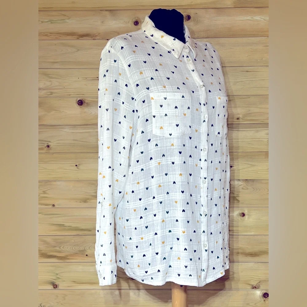 M&CO Heart Print Blouse - Picture 3 of 12